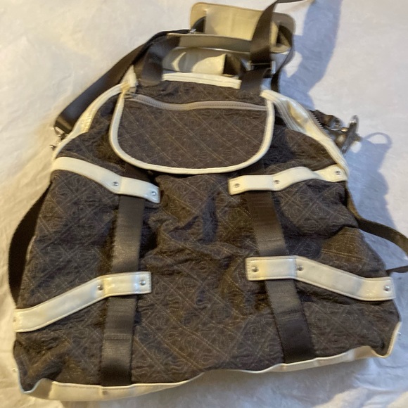Lululemon Sporty Bag - Picture 3 of 6